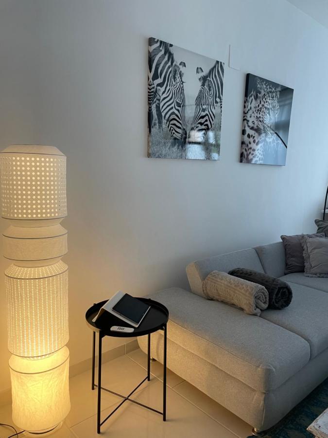 Stadtsuite Mit Sauna In Wiener Neustadt 135 M2 ภายนอก รูปภาพ